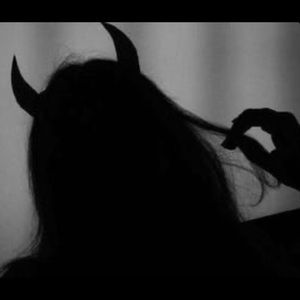 Meet your Posher, Sienna